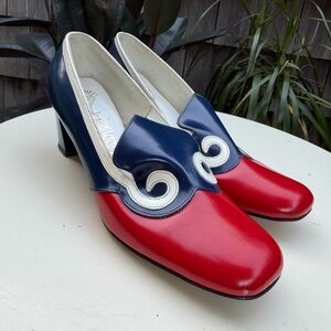 Vintage mod 60s heel pumps shoes red white blue Sz 8.5 N by Carol Brent.